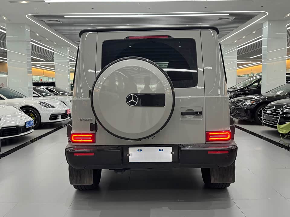 Mercedes-Benz G-class