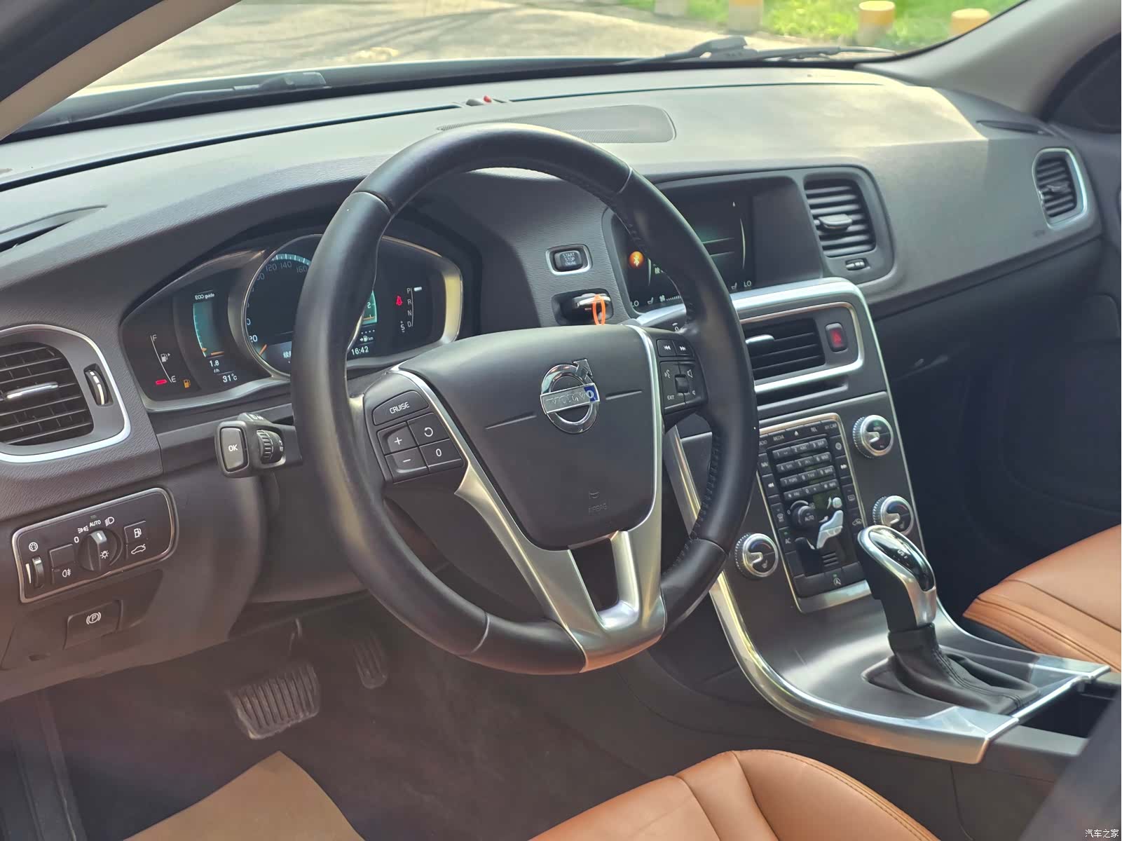 Volvo S60, 2015 19