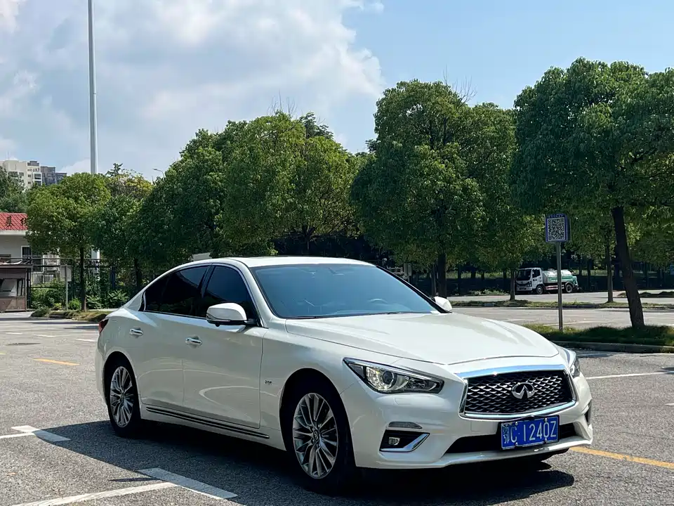 Infiniti Q50L Infiniti Q50L