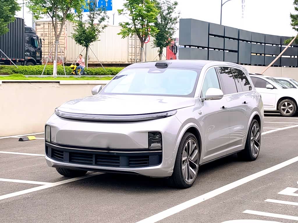 Li Auto L9