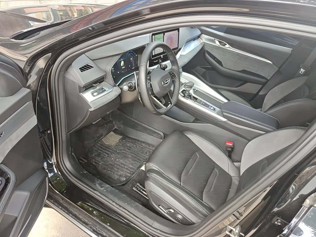 Geely Preface, 2024 16