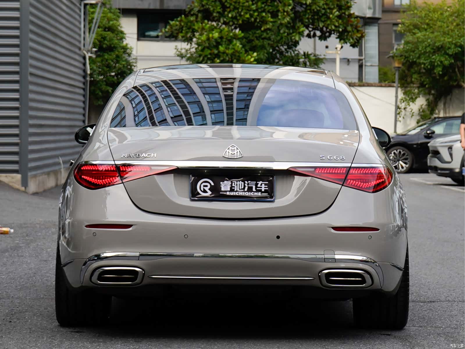Maybach S-Class, 2023 8