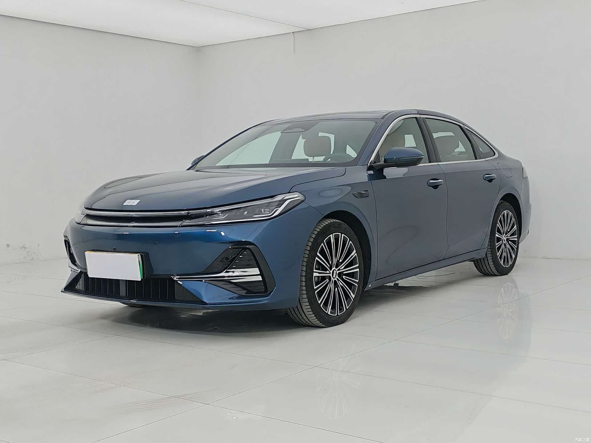 Geely A7, 2025 1