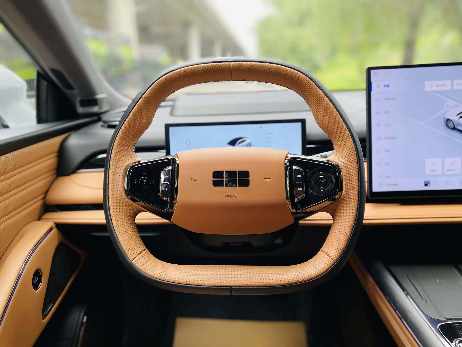 Geely 8, 2025 4