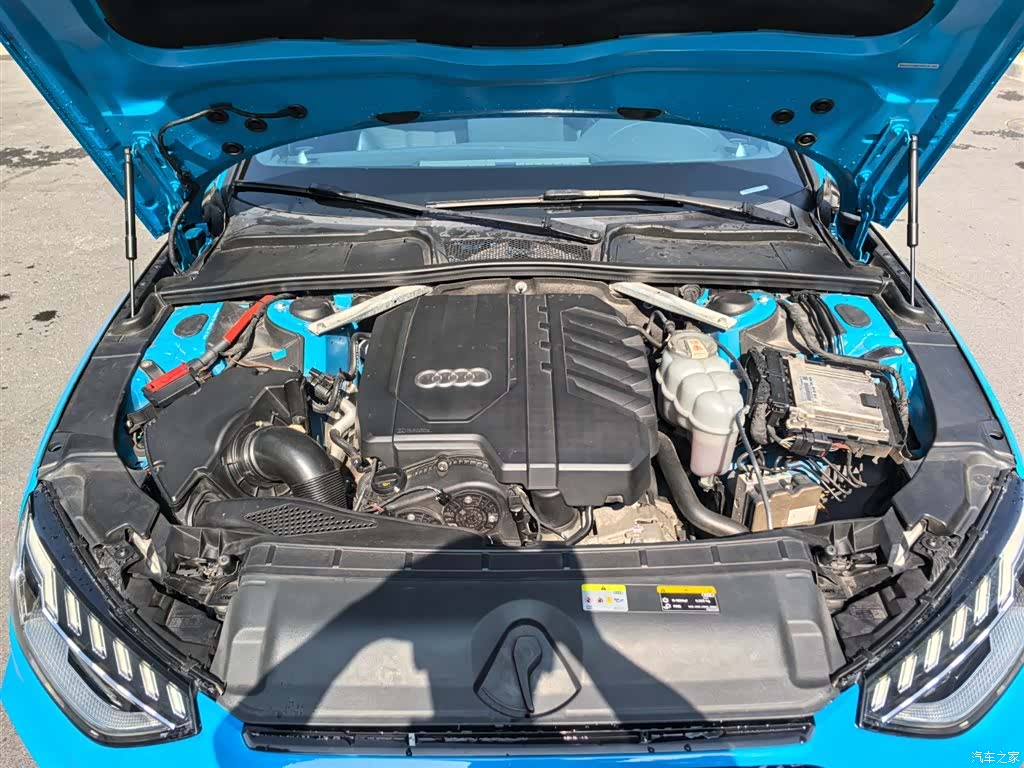 Audi A4, 2021 8