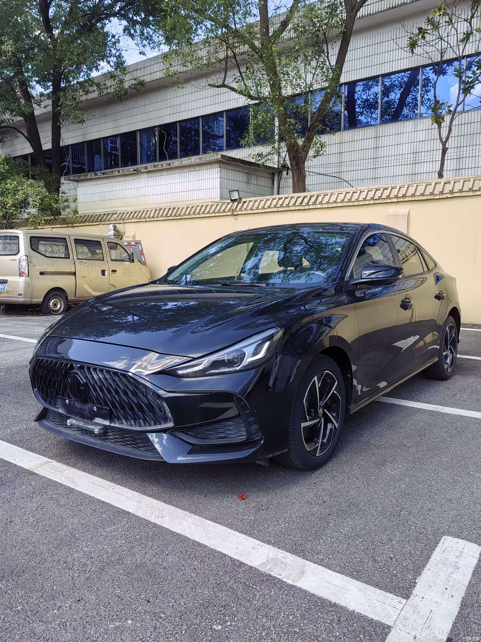 MG MG5