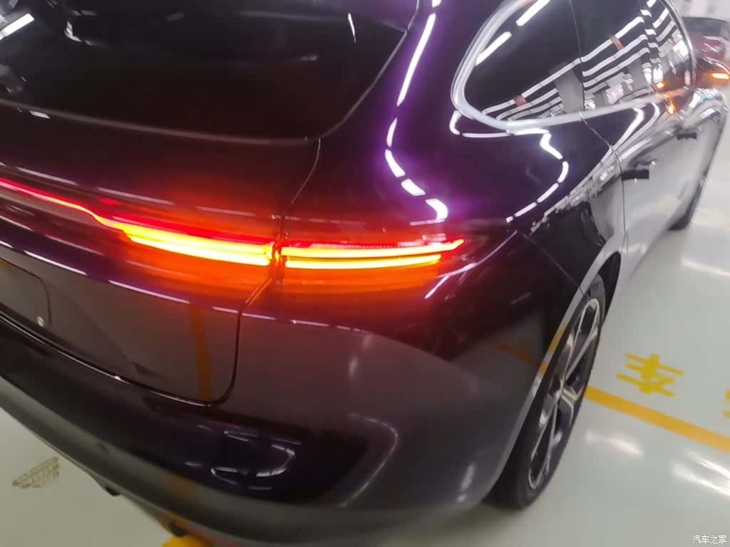 NIO ET5, 2025 8
