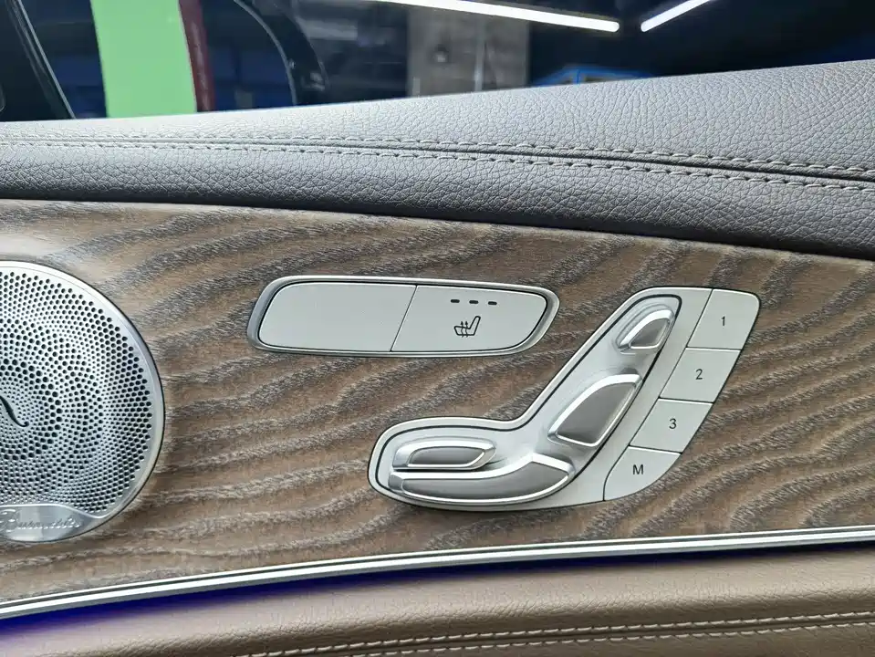 Mercedes-Benz E-class Mercedes-Benz E-class