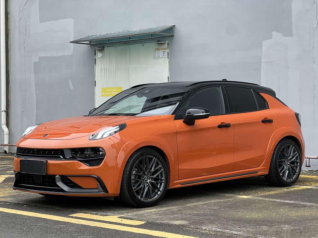 Lynk & Co 02 Hatchback