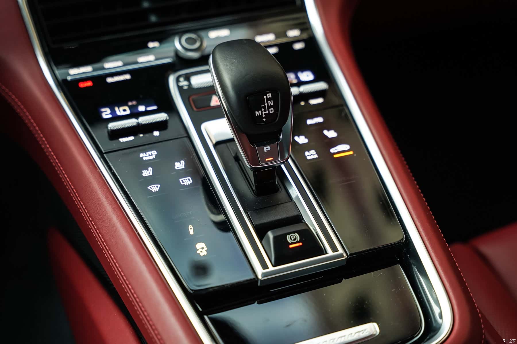 Porsche Panamera, 2022 13