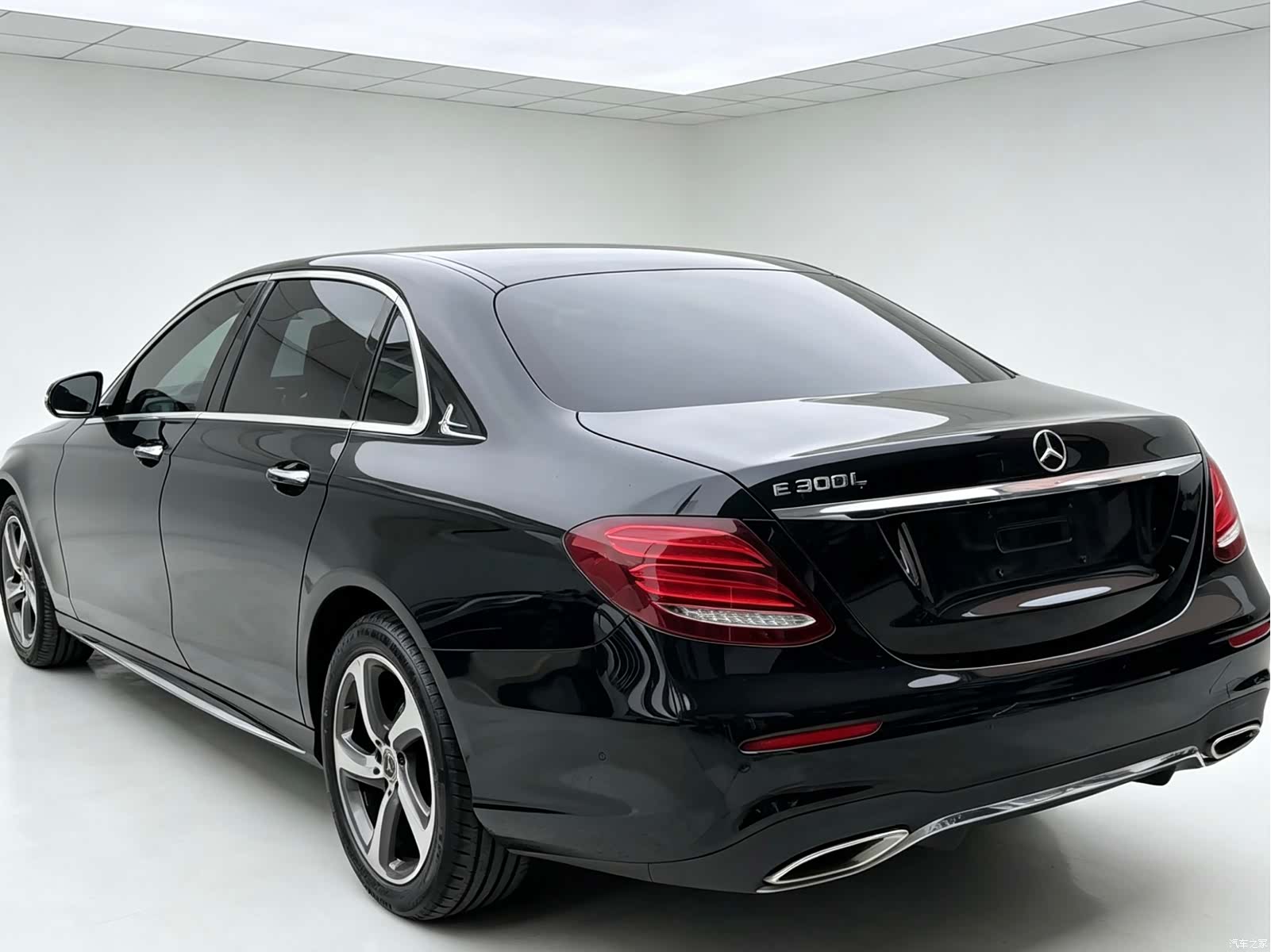 Mercedes-Benz E-Class, 2017 14