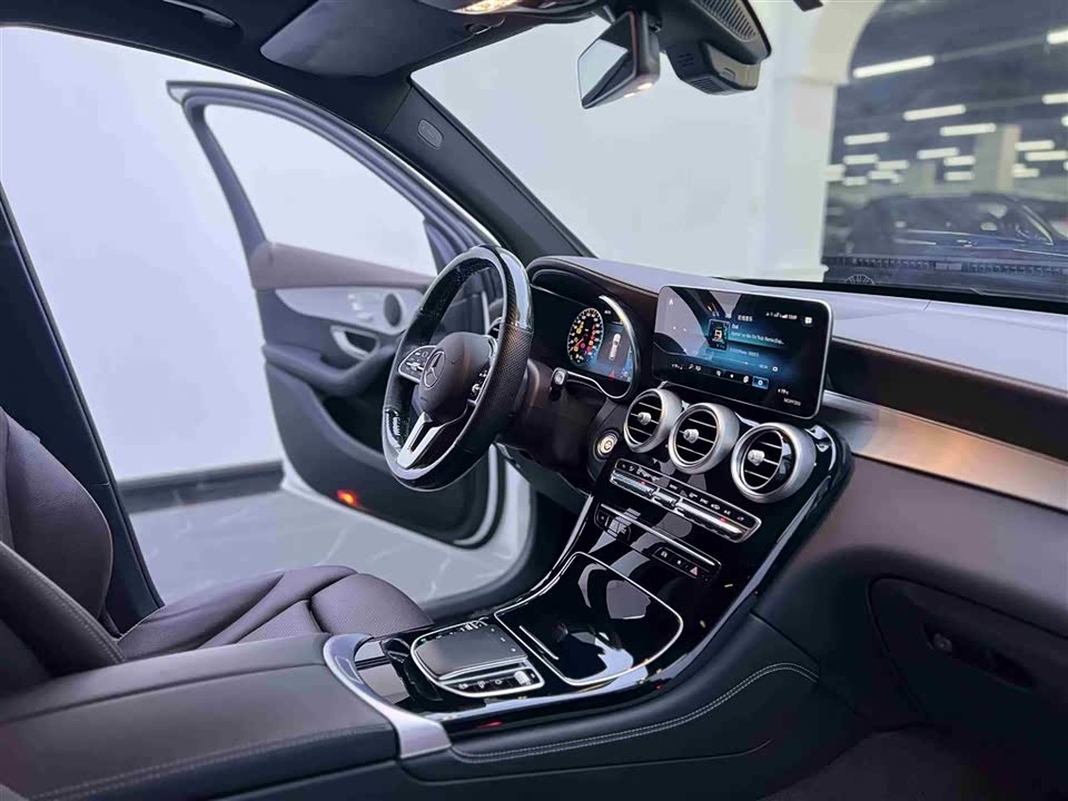 Mercedes-Benz GLC Mercedes-Benz GLC