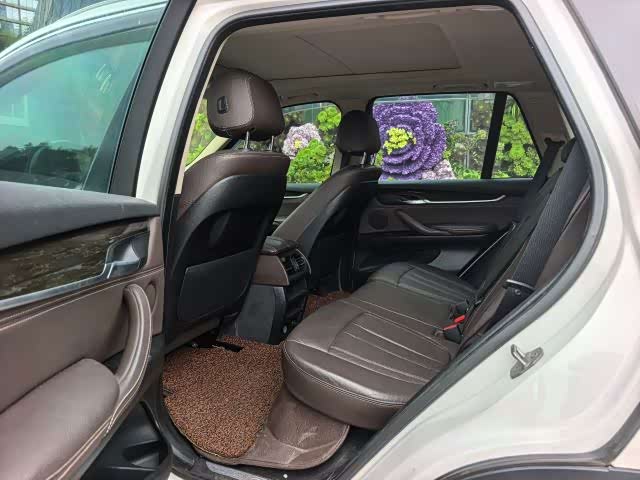 BMW X5 2014 xDrive35i Leading