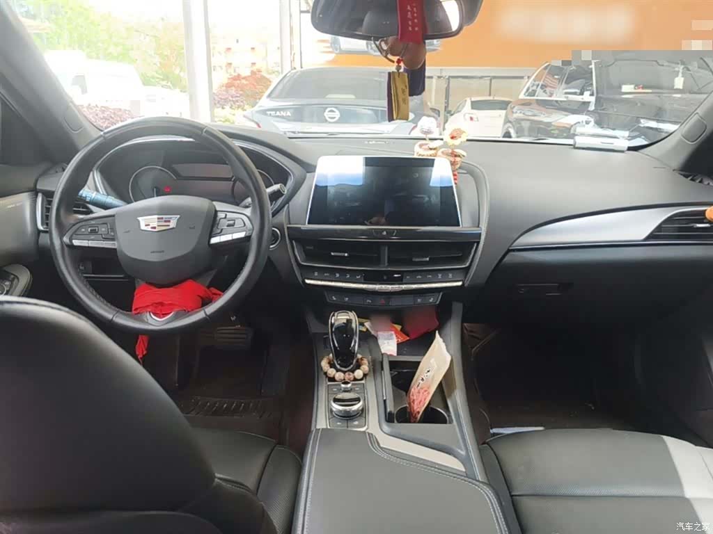 Cadillac CT5, 2022 10