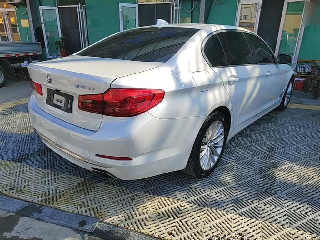 BMW 5 Series, 2018 7
