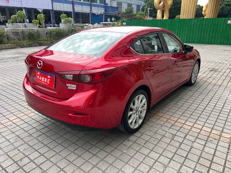 Mazda 3 Angkesaila