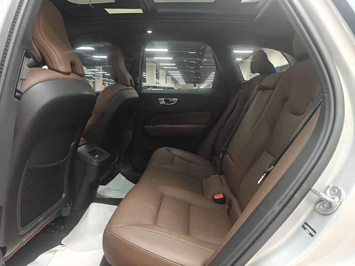 Volvo XC60, 2024 года фото 11