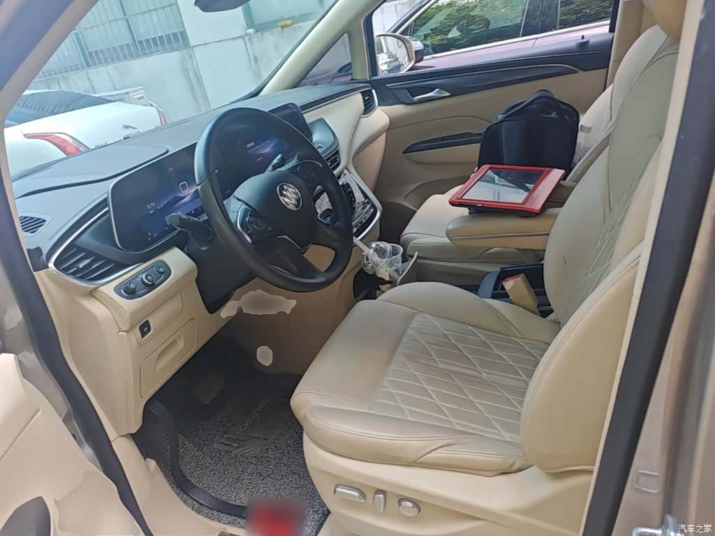 Buick GL8, 2023 15
