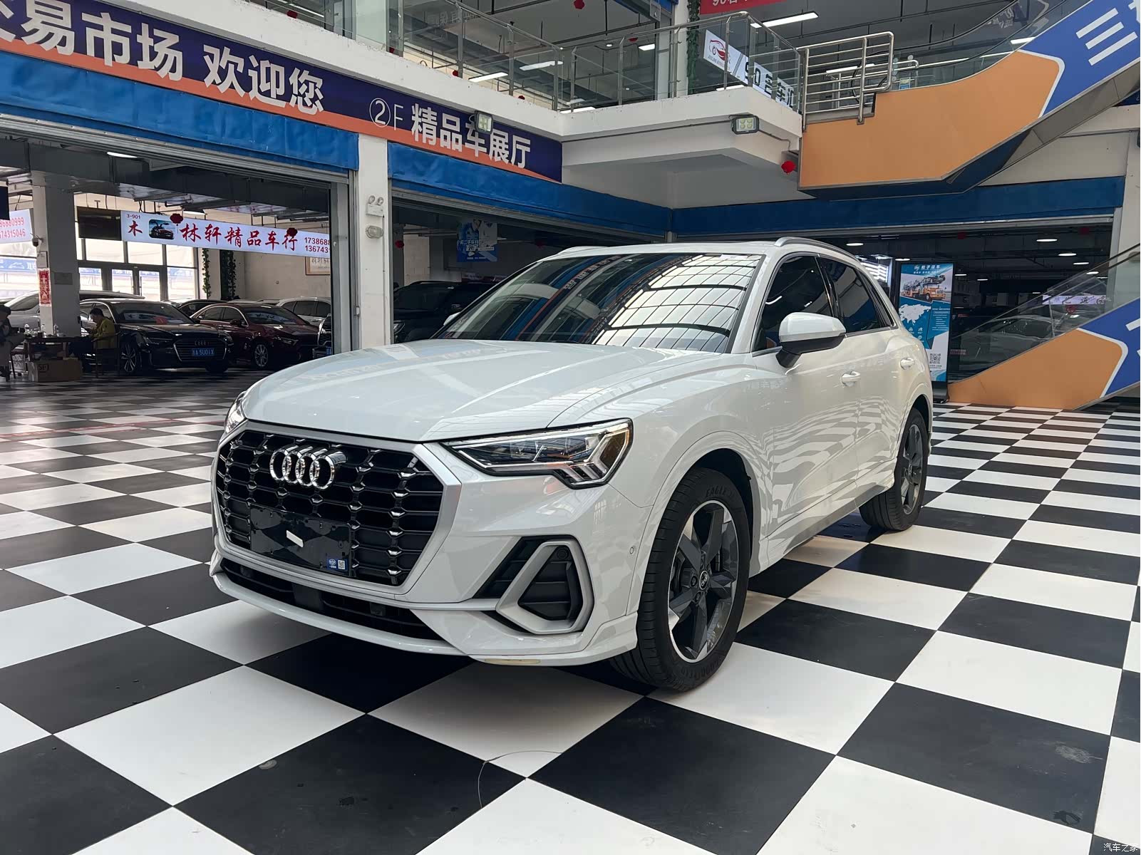 Audi Q3, 2023 1