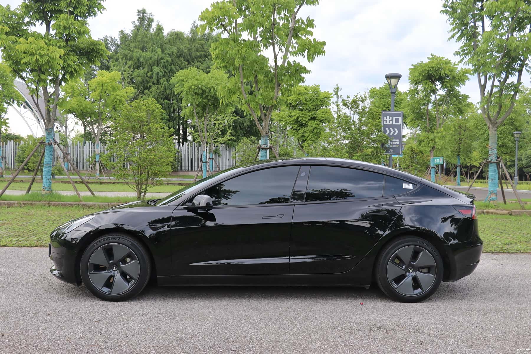 Tesla Model 3, 2023 4