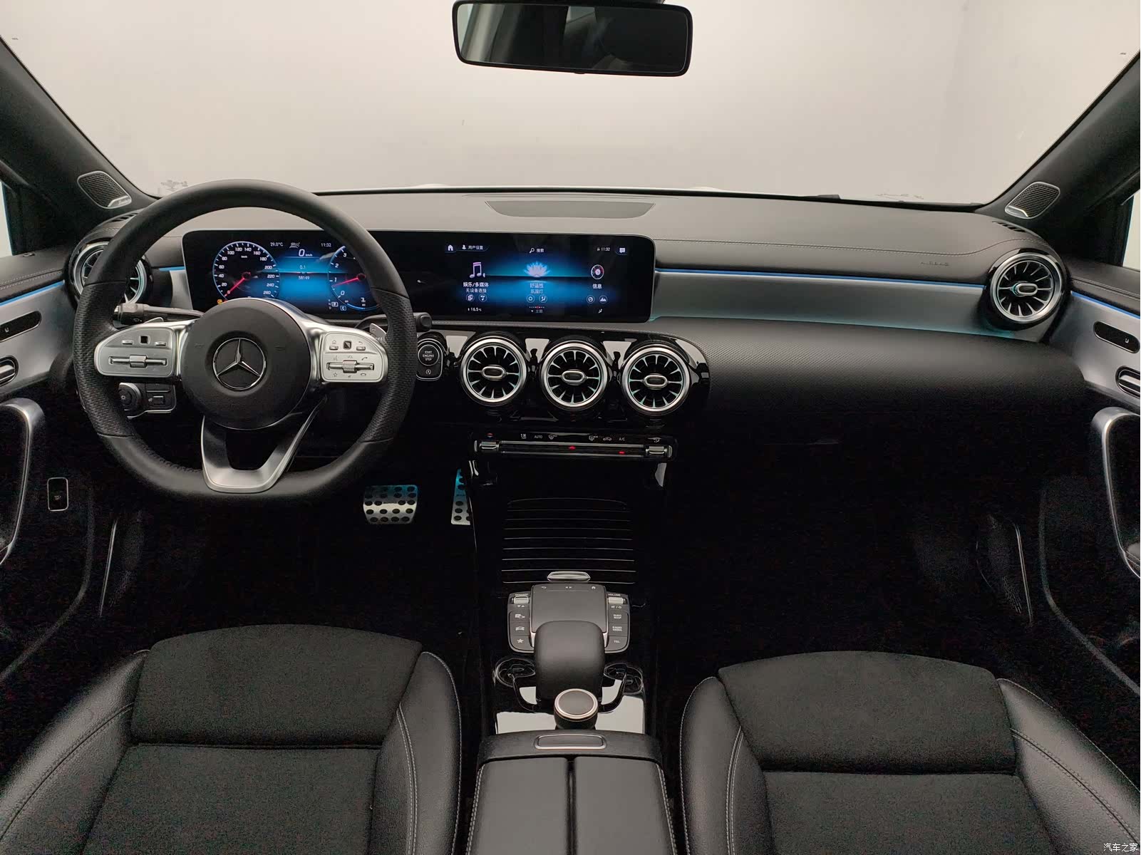 Mercedes-Benz A-Class, 2020 13
