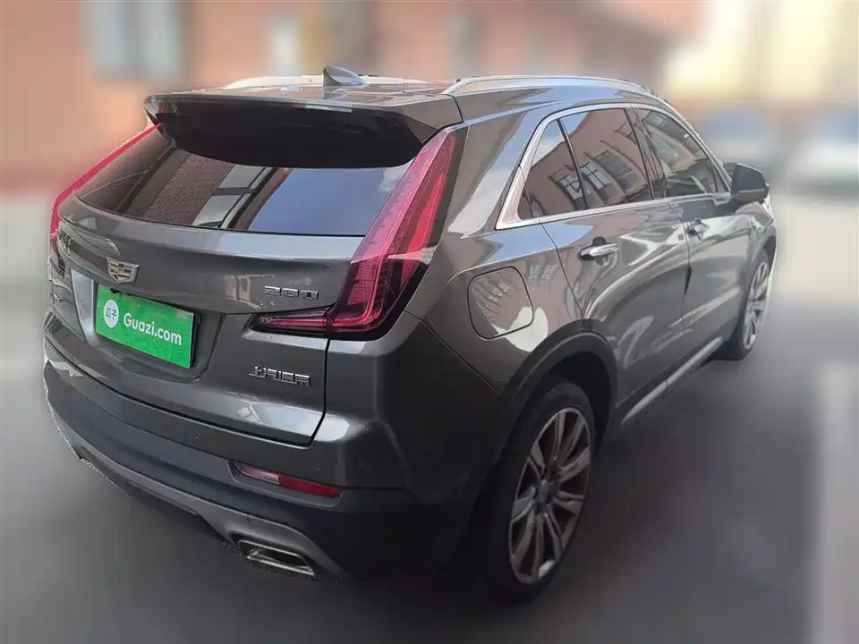 Cadillac XT4