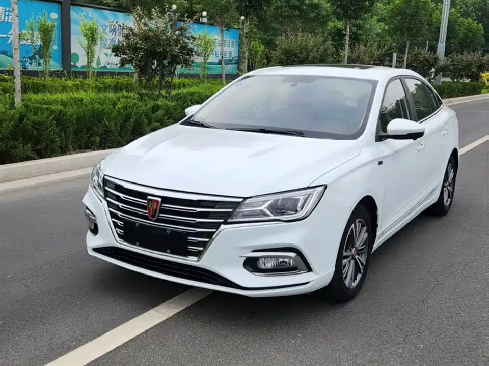 Roewe i5