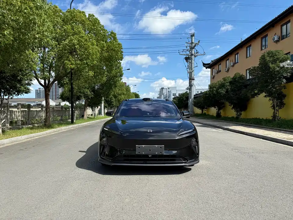 NIO ET5 NIO ET5