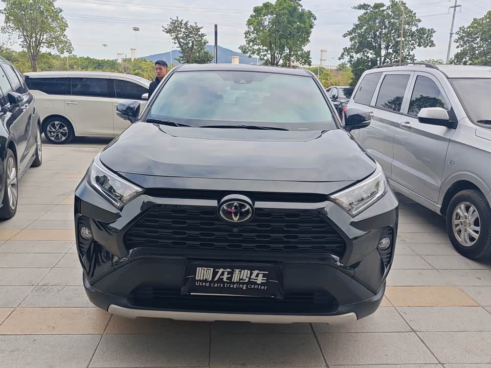 Toyota RAV4 Rongfang