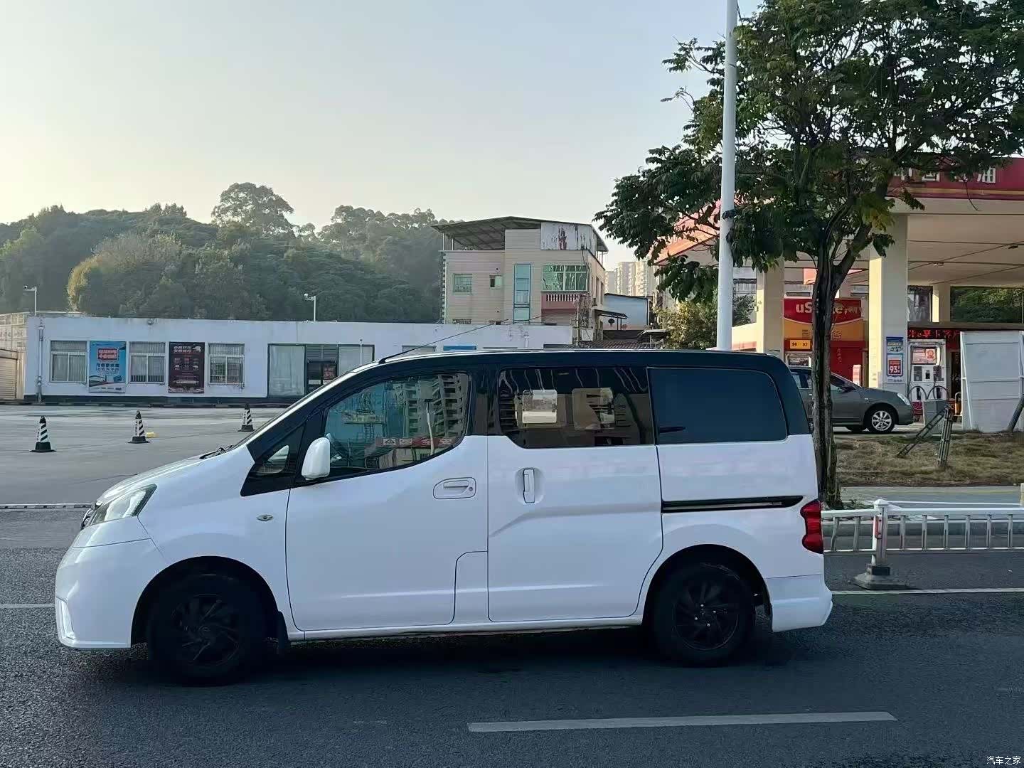 Nissan NV200, 2019 3