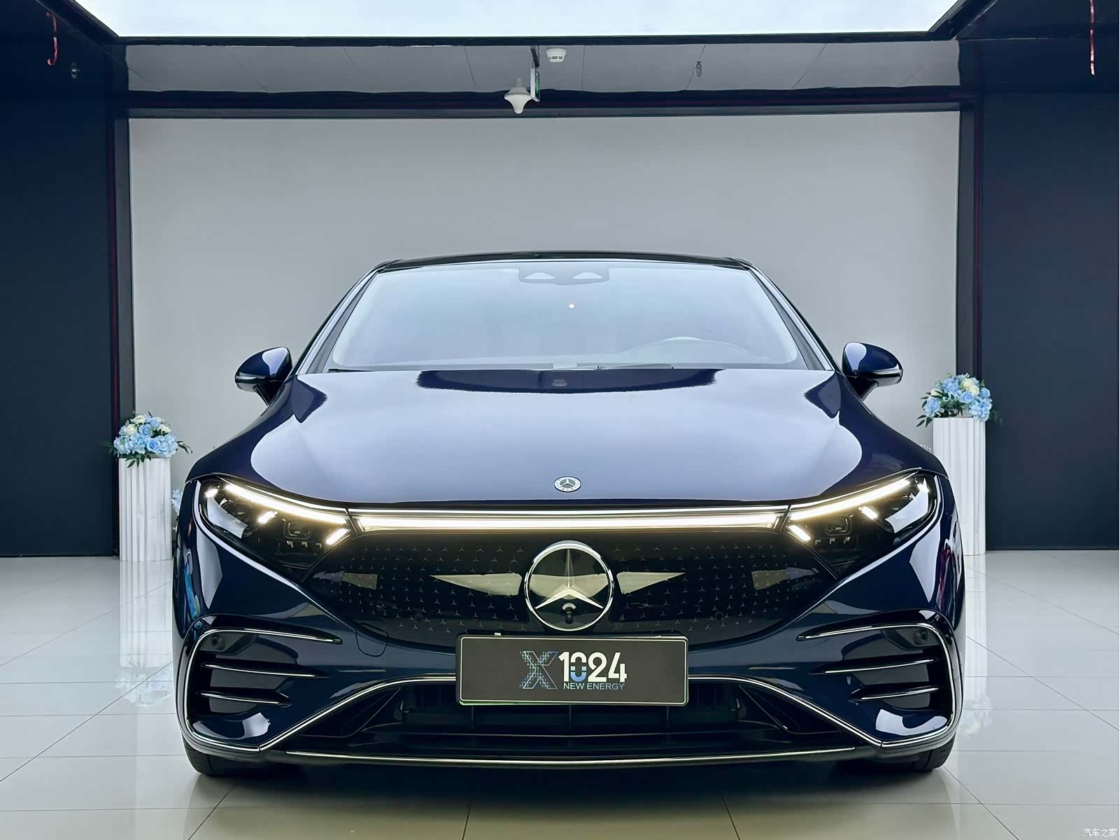 Mercedes-Benz EQS, 2022 2