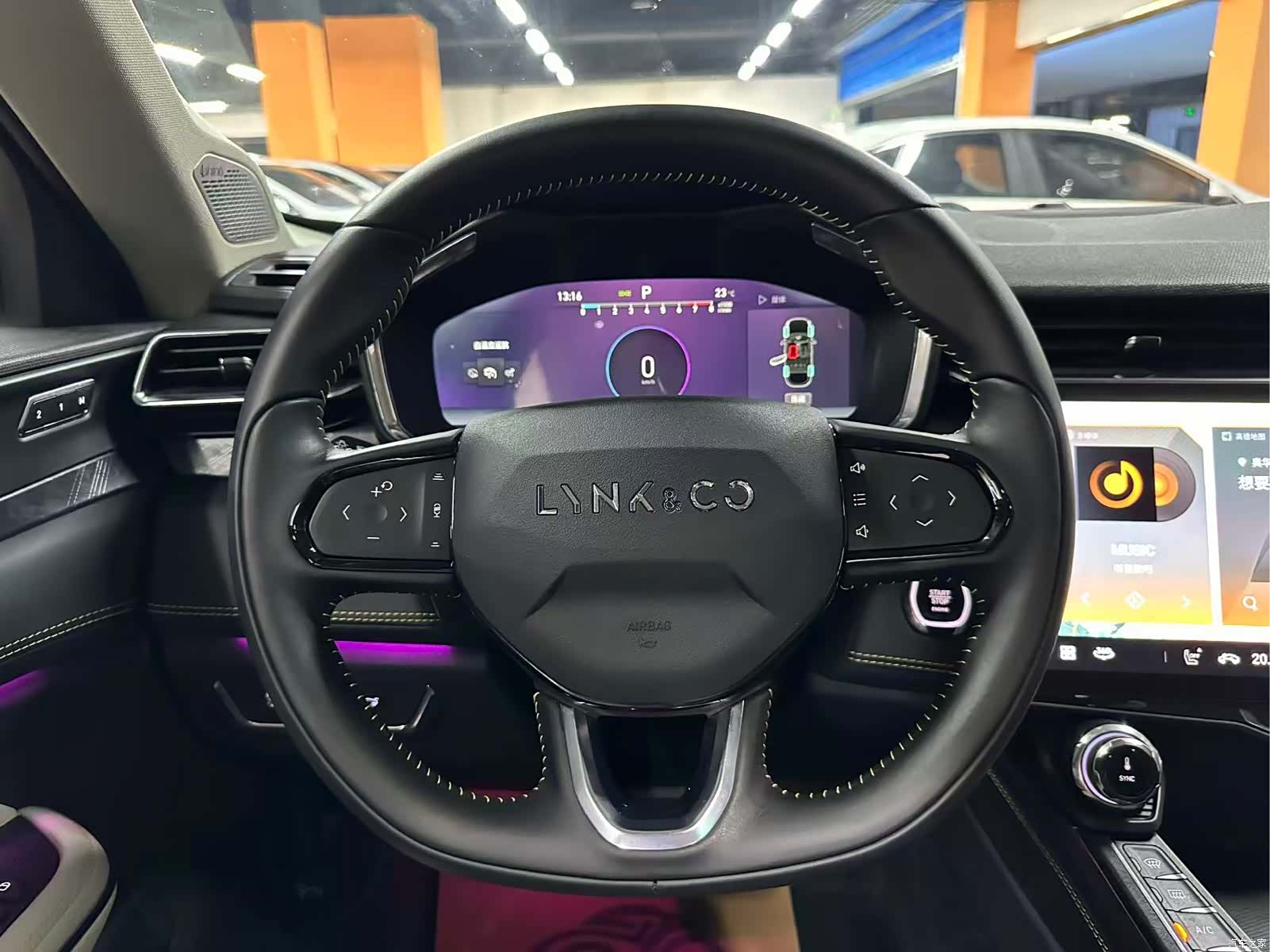 Lynk & Co 02, 2021 10
