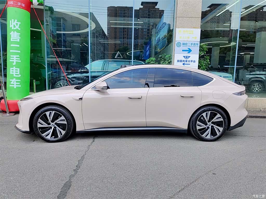 NIO ET5, 2025 3