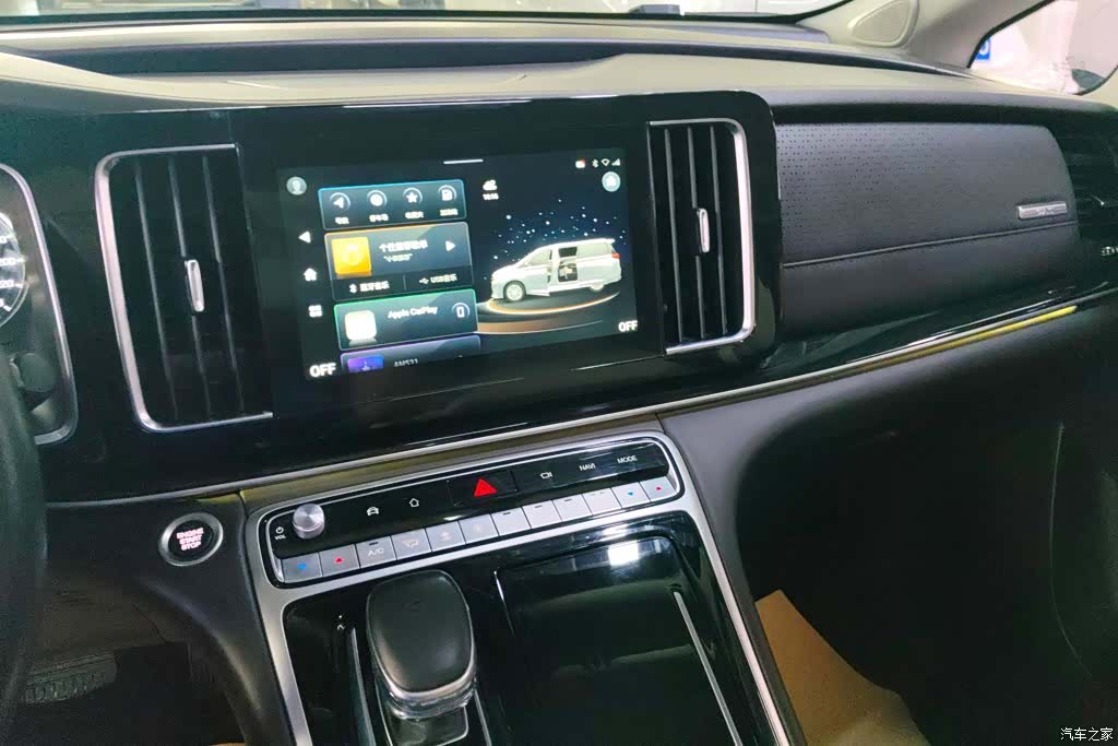 Trumpchi M8, 2022 13