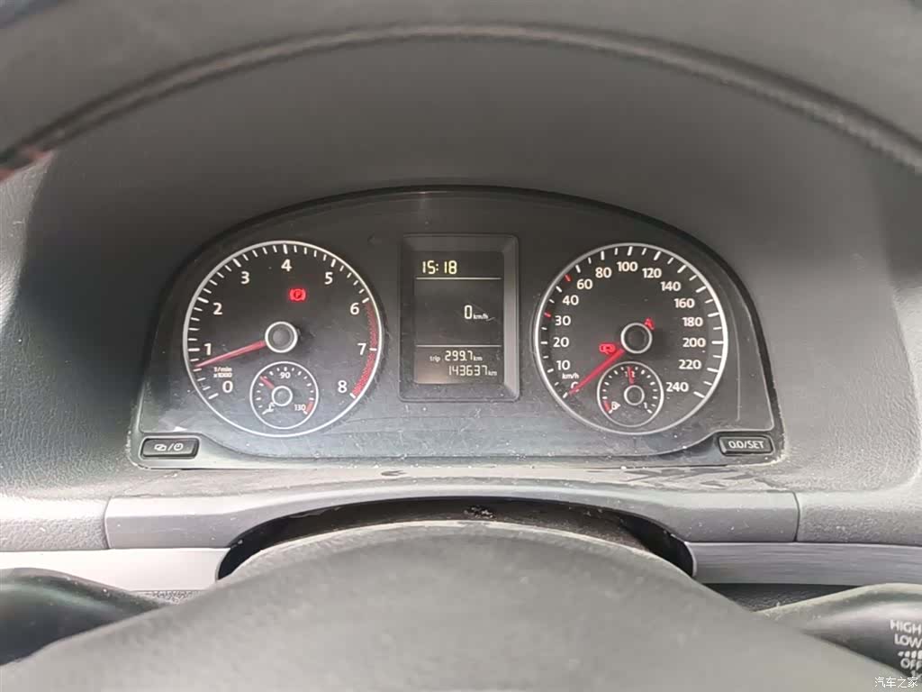 Volkswagen 5, 2014 12