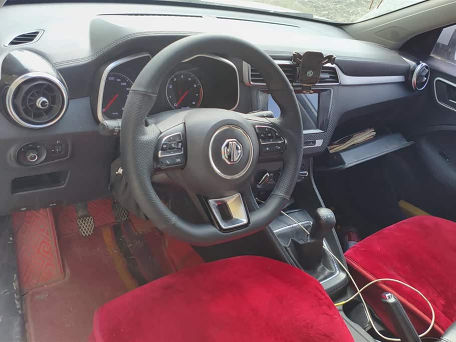MG ZS