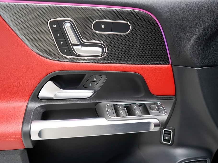 Mercedes-Benz GLB AMG