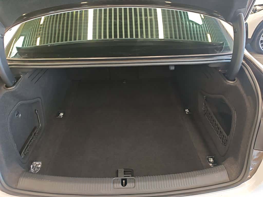 Audi A4L, 2019 19