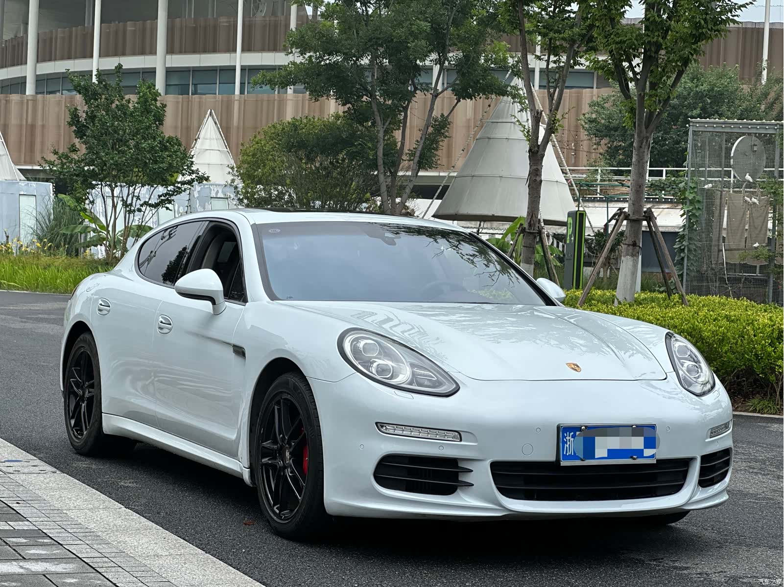 Porsche Panamera, 2016 3
