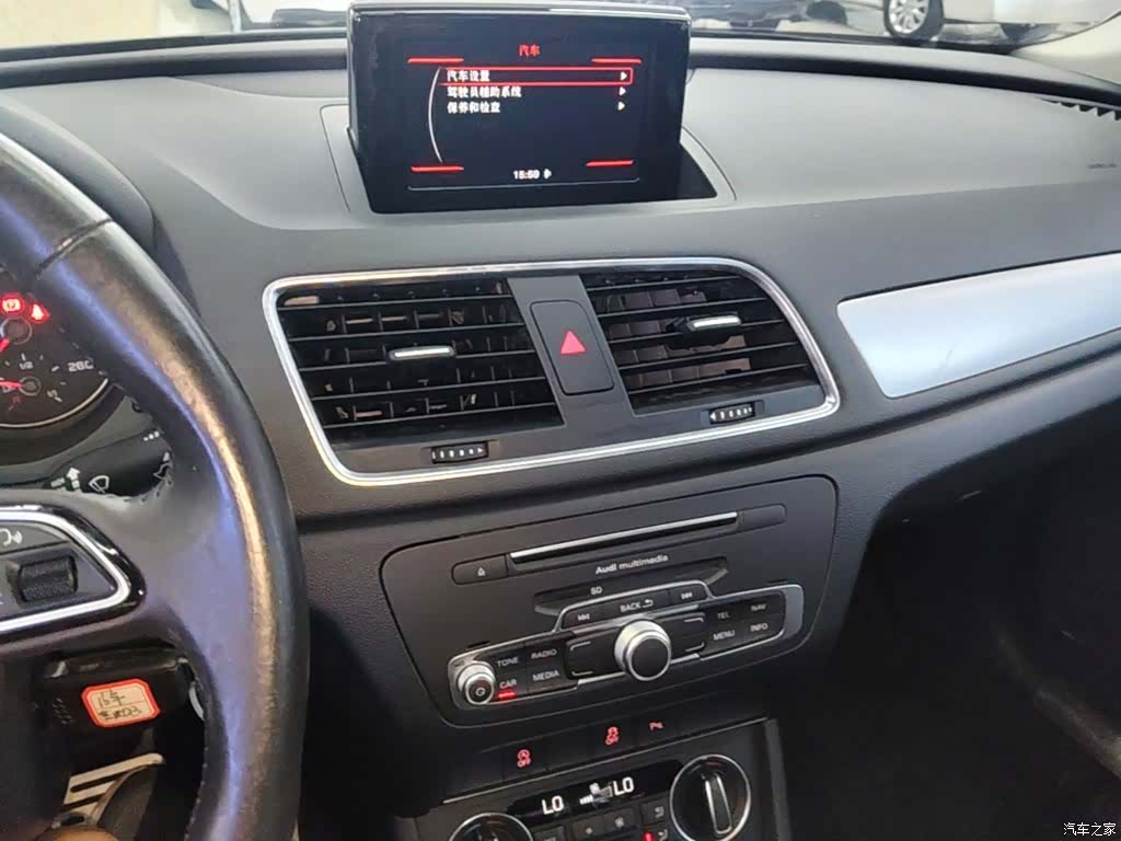 Audi Q3, 2016 13