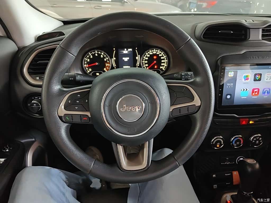 Jeep Renegade, 2016 11
