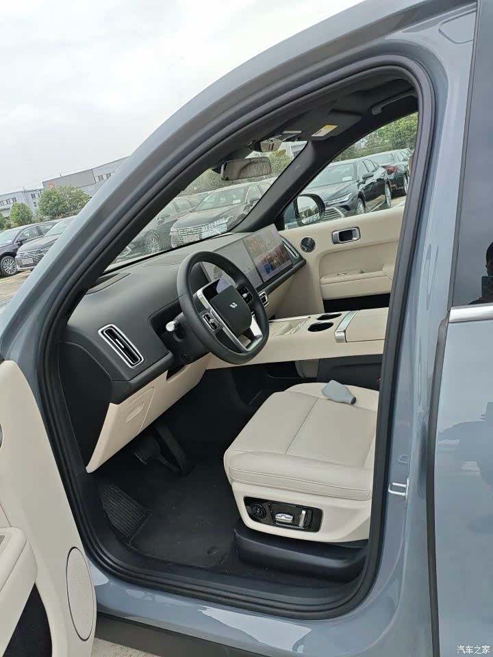 Li Auto L8, 2025 все фото