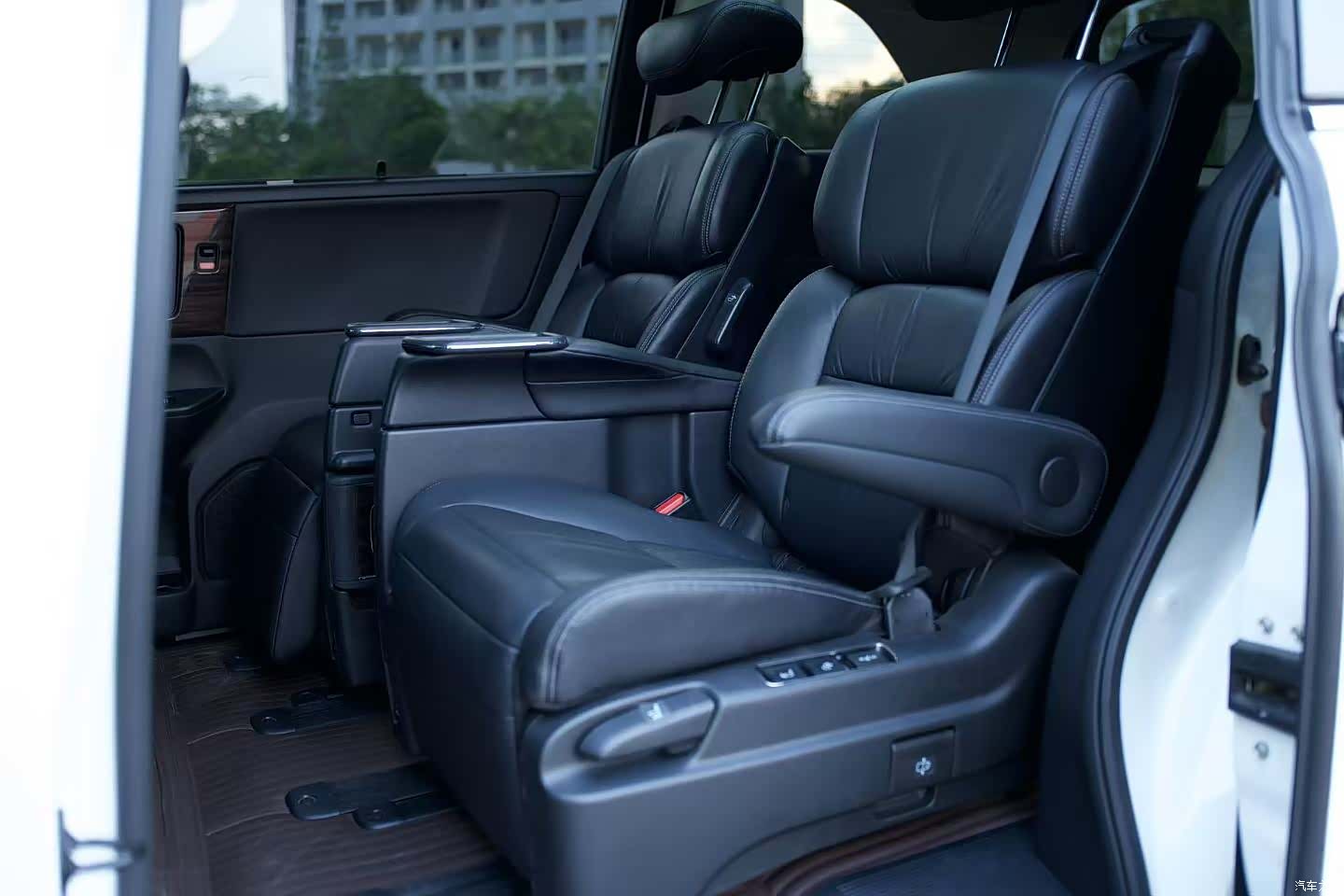 Honda Elysion, 2018 8