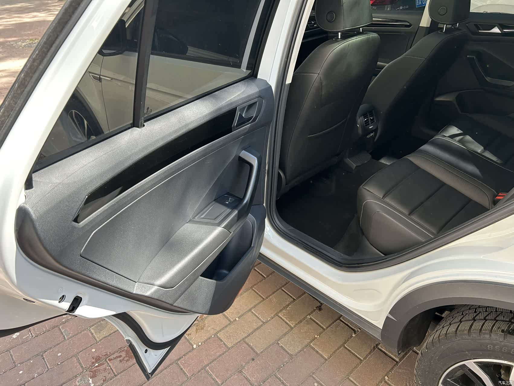 Volkswagen T-ROC, 2022 15