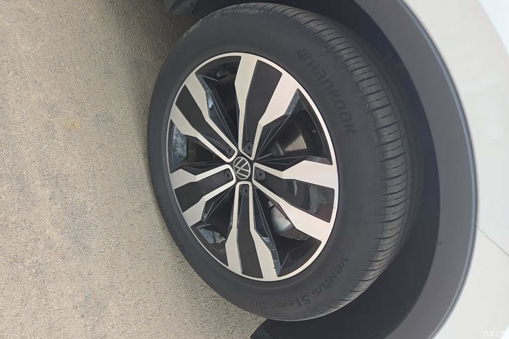 Volkswagen Tiguan L, 2024 6