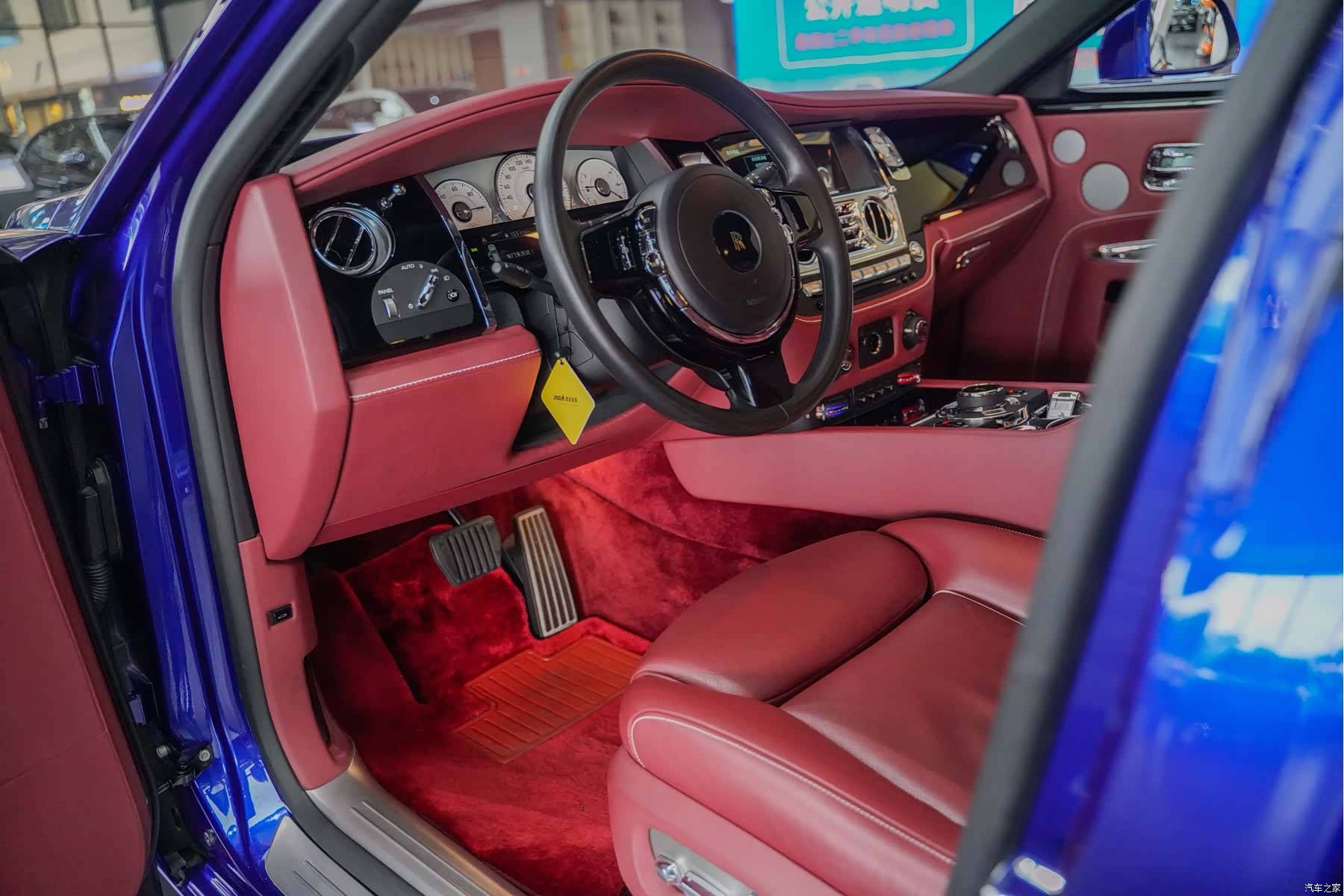 Rolls-Royce Ghost, 2018 9