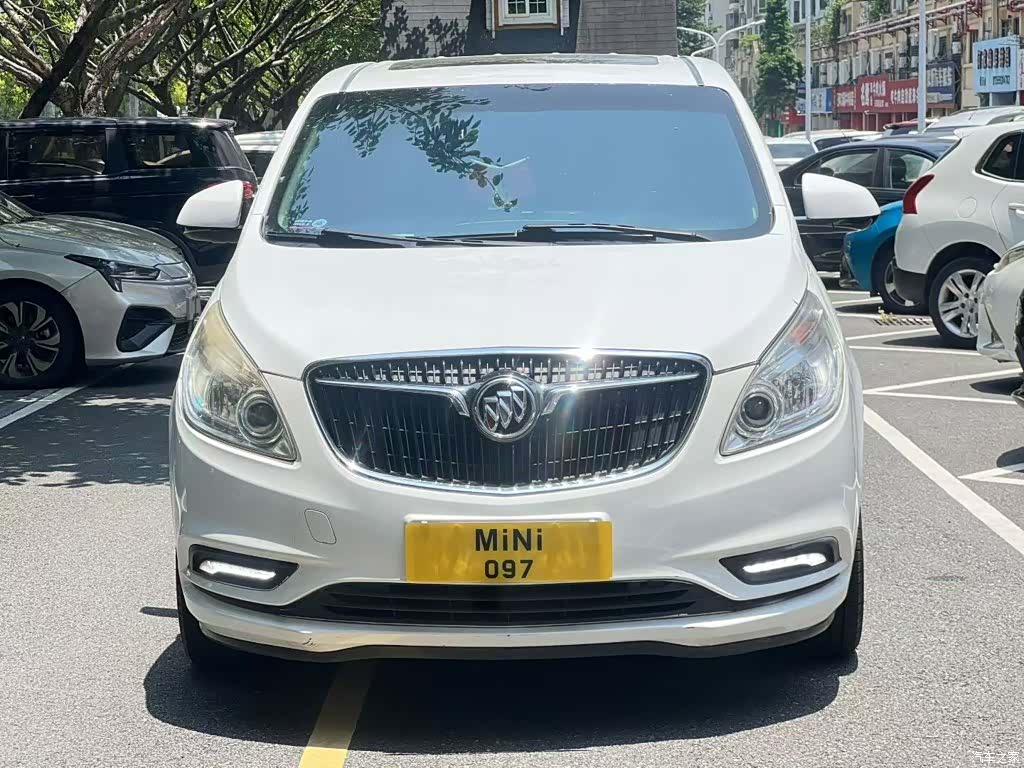 Buick GL8, 2018 2