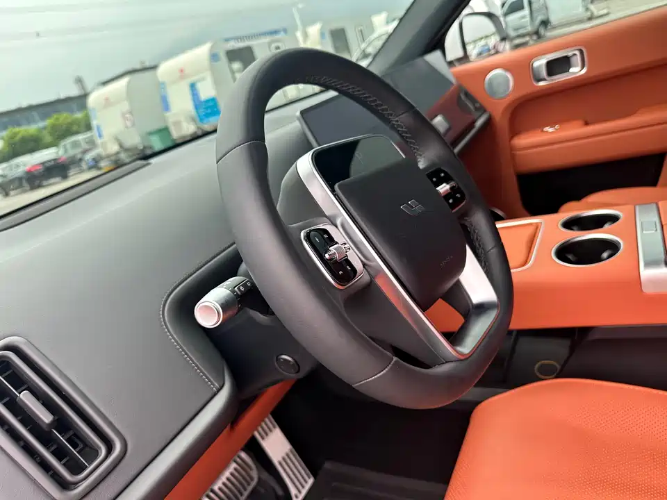 Li Auto Ideal L6