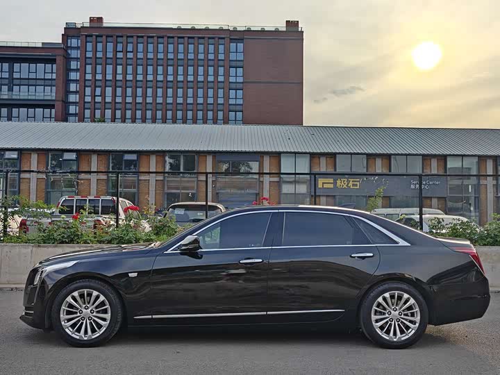 Cadillac Ct6, 2018 года фото 8