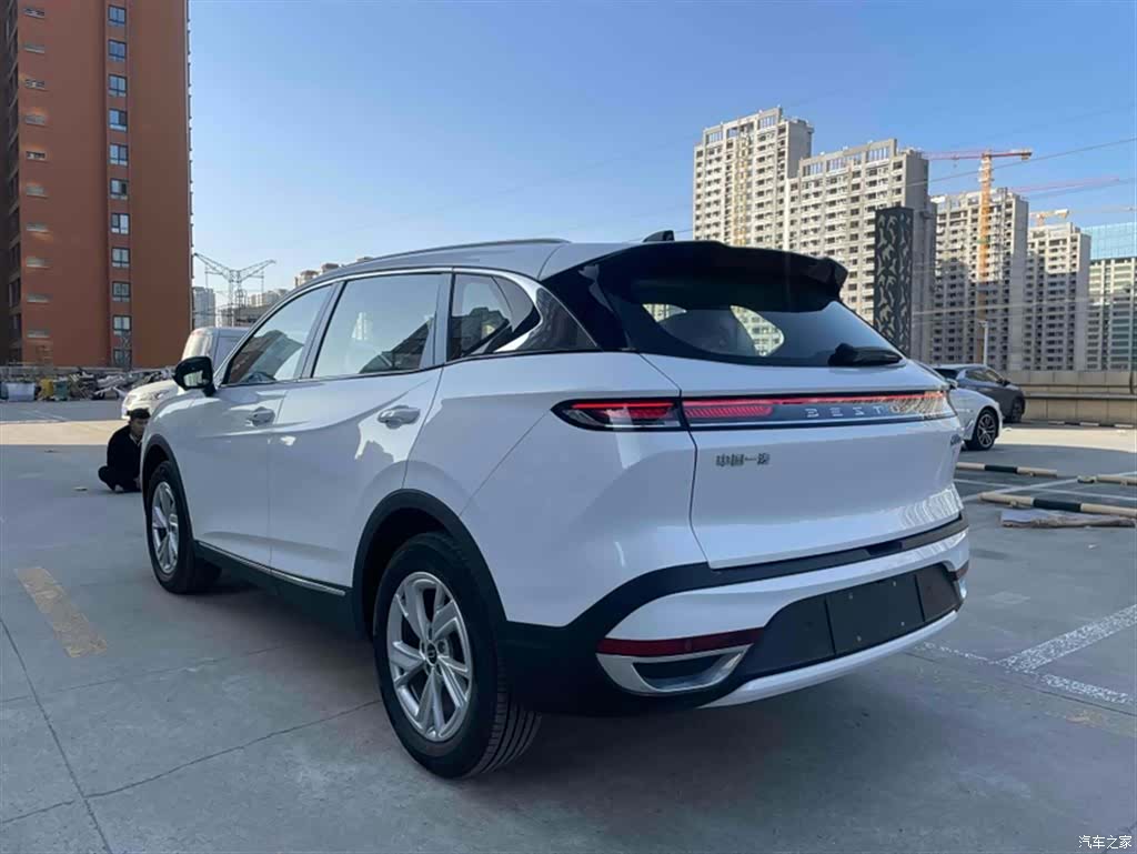 Bestune T90, 2026 11